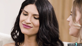 BBW blondie fucked hard by latina tranny