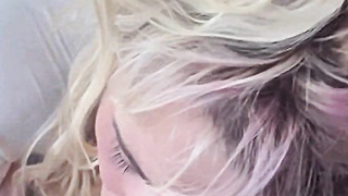 Blonde Girl blowjob and bareback sex in car