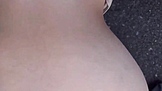 Blonde Girl blowjob and bareback sex in car