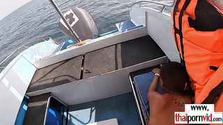 Hot Thai teen enjoyed the summer on cock