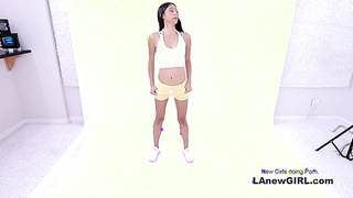 Girl cums squirting super easy n intense