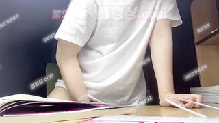 4108 su페리 공부한다더니 못참고 또 쑤시는년 ㅋㅋ 텔레 UB892