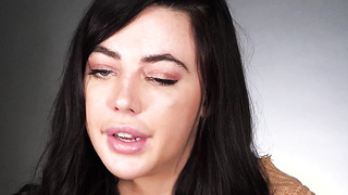 Naughty MILF pornstar fucks herself