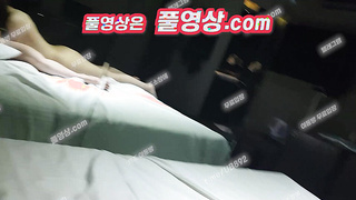 4128 거울방 신음 지리는 커플 1 보빨 69 여성상위 텔레 UB892