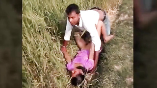 Horny Indian Girl Fingering 2