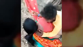 Sexy Indian Mall Sucking Dick Rough