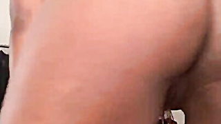 Ebony Hooker Exposess Butt