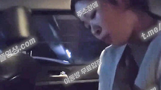 4333 트위터 R 보지도 이쁘고 똥꼬도 이쁘고 젖이 흘러 넘치네 딜도 자위 텔레 UB892 2