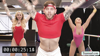 TS Gracie Jane fucks Queenie Sateen while dancing