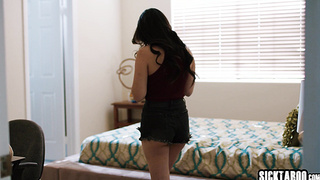 Lulu Chu first kinky sex experience