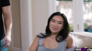 Charlene decides to go tell the couple