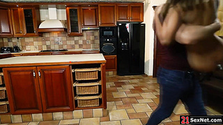 Petite babe ass fucked by delivery guy