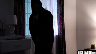 Thief broke into Brooklyn Gray pussy