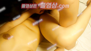 4440 강아지녀 꽃무늬벽지 1-0부 텔레 UB892