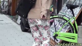 Wooly cootchie chinese pees