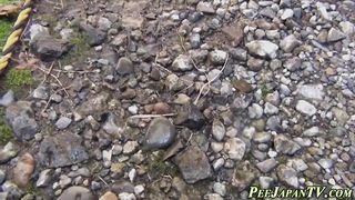 Asians loosen themselves