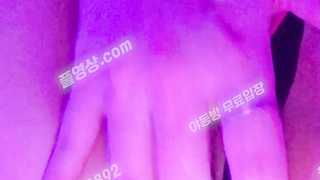 4471 온리팬스 하양이 핑거링 씹질 자위 물 많은게 맛있겠네 텔레 UB892