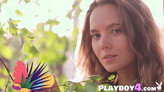 Russian babe showed amazing natural body