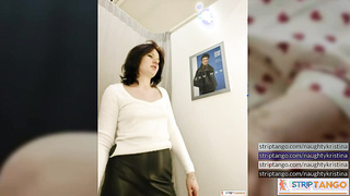 Be a part of the chatroom banter 2