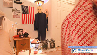 Swing by my chatroom and join the fun 4