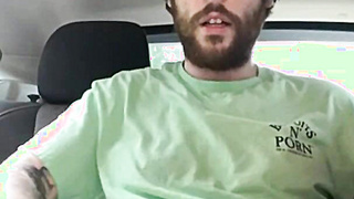 College Slut Finish Big Cock in 1 Minute of Riding