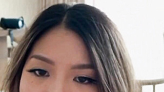 Asian Beauty Deepthroat Blowjob