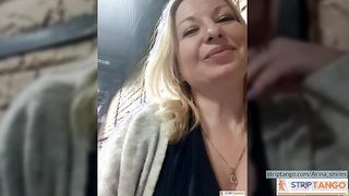 Arina_smiles Online cam live sex at stripTango