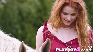 All natural redhead babe posing naked