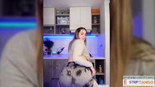 Alirawrz Adult cam live chat at stripTango