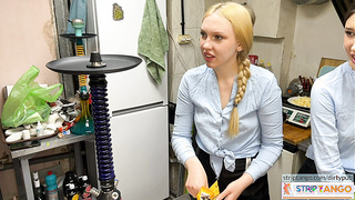 dirtypub Flirtatious act at stripTango