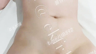 4635 트위터 @ekfr12344 젖도 크고 보지도 깨끗한년 기구로 조지고 박기 1 텔레 UB892