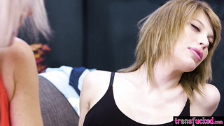 Shemale scored to horny blonde babe