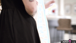 Wife expects home owners association