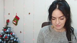 Dark haired amateur Ukrainian babe on webcam