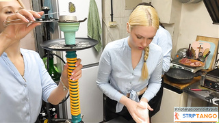 dirtypub Free live porn at stripTango