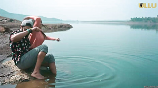 Girlfriend kO Khet me Lejake Ki chuday
