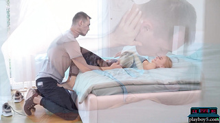 Petite Ukrainian MILF girlfriend sex