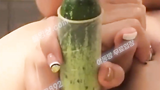 4799 서아 자위 오이 자위 몸매도 좋고 보지도 이쁘고 텔레 UB892