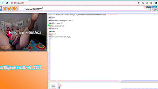 Omegle hoe plays with her pussy and some toys