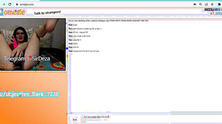 Omegle hoe plays with her pussy and some toys
