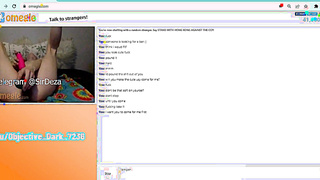 Omegle hoe plays with her pussy and some toys