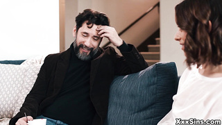 Sophia Burns avenge her bestfriend through Tommy