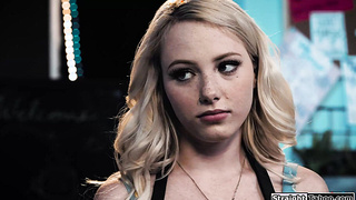 Petite starstruck teen is an easy fuck