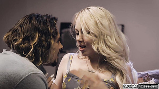 Petite starstruck teen is an easy fuck