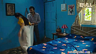 Malkin Sex with Nokar in Badroom