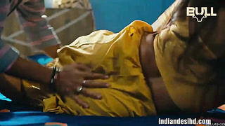 Malkin Sex with Nokar in Badroom