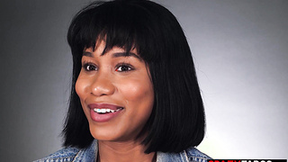 Beautiful black MILF fucked herself