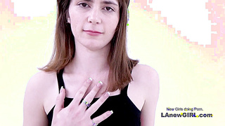 Hot Girl Pumps Cock with her Mouth in New Sex Video