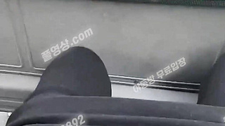 4874 국산 자위 버스에서 하의 다 벗고 딜도 자위 진짜 대단한년이다 ㅋㅋㅋㅋ 텔레 UB892
