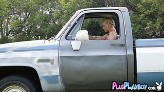 All natural blonde MILF posed naked